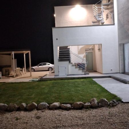 La Dama Bianca Bovo Marina Hotel มอนตาลเลโกร ภายนอก รูปภาพ